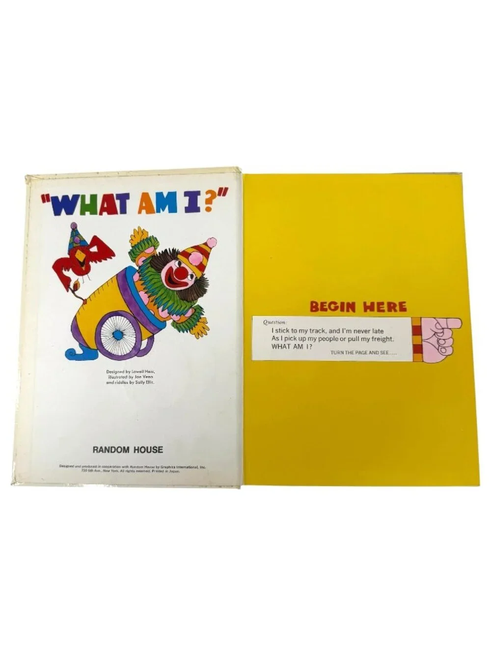 What Am‎ I? A Magic Motion Book By Random House Hardcover Childrens Riddles